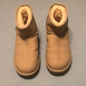 Womans UGG bootie